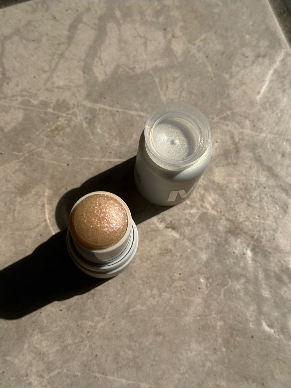 MILK MAKEUP highlighter